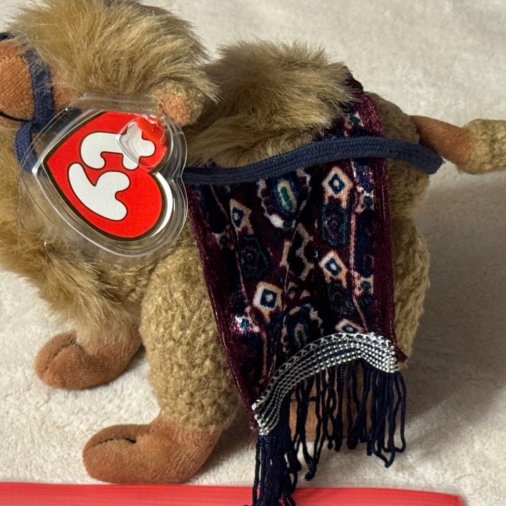 Ty beanie baby Lawrence the camel 1993 purple tag rare.